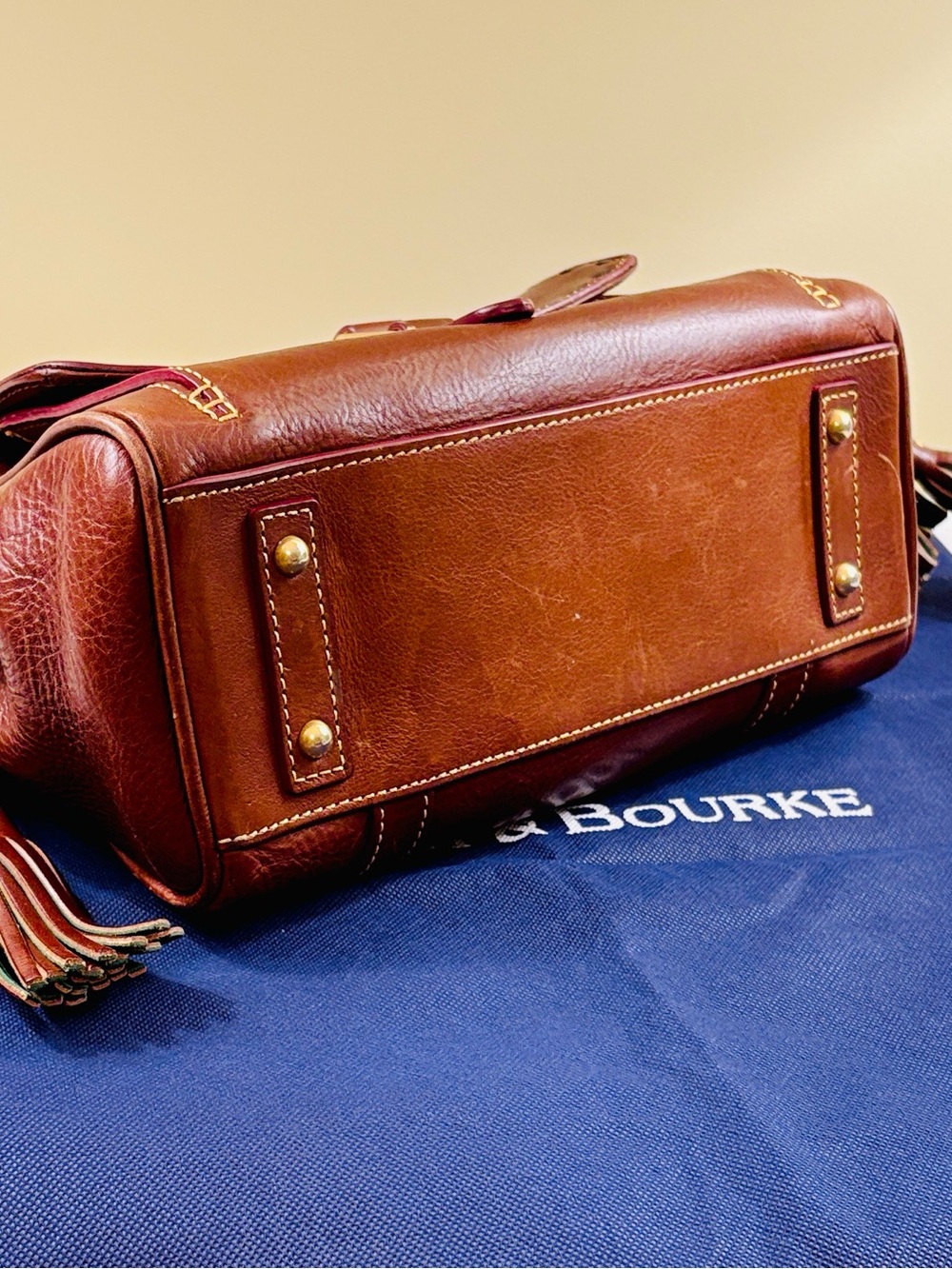 Dooney & Bourke | Florentine Medium Pocket Satchel - Picture 7 of 14